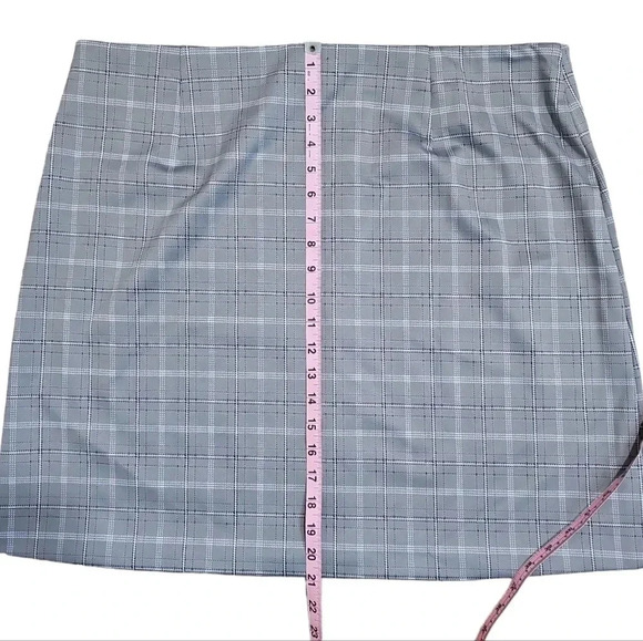 Cato XL Grey Plaid Pull-On Mini Skirt 2 Pocket Preppy Y2K Vintage Casual Mod - Picture 5 of 7